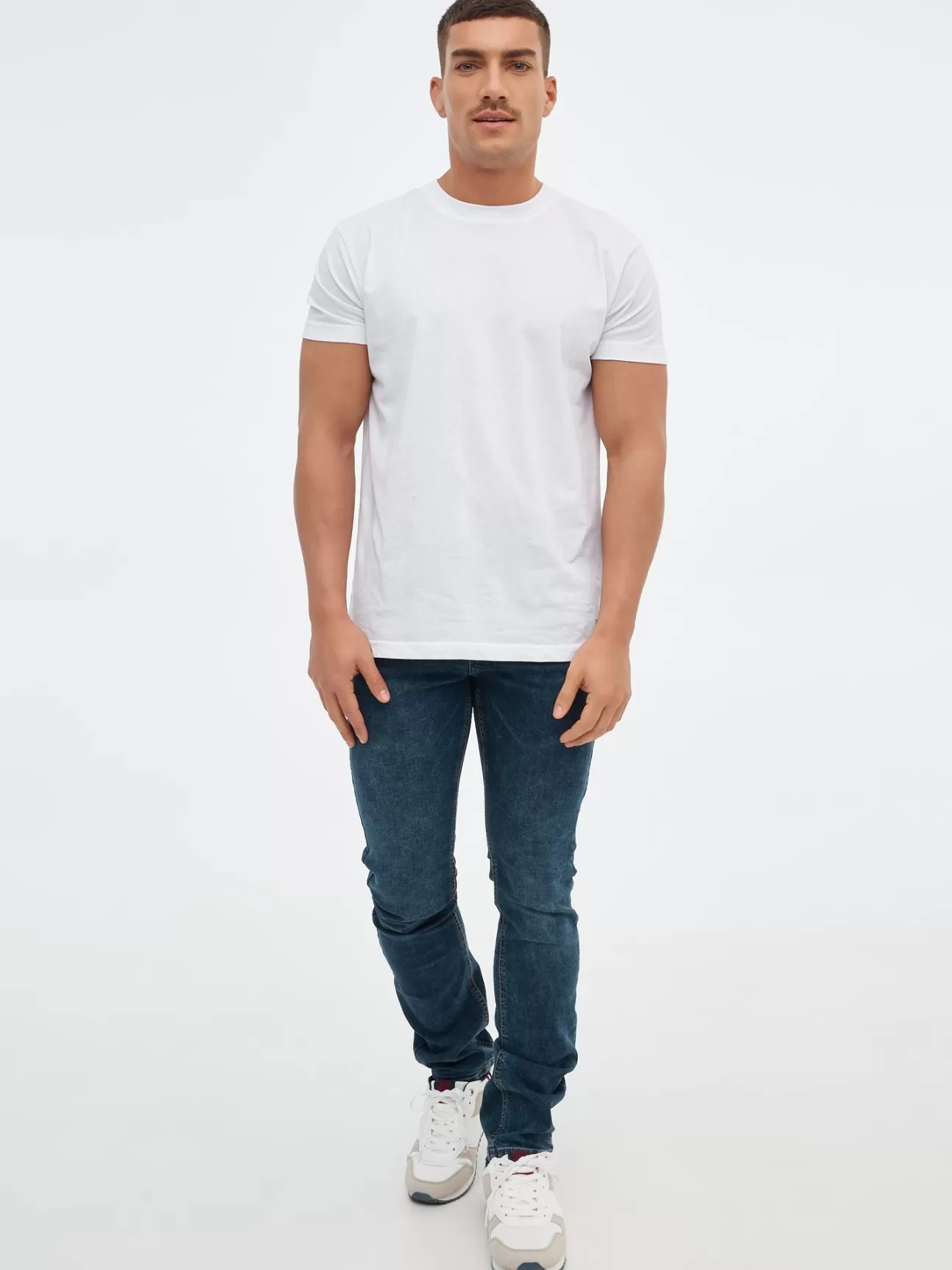 Shop Jeans Basico Hombre Jeans