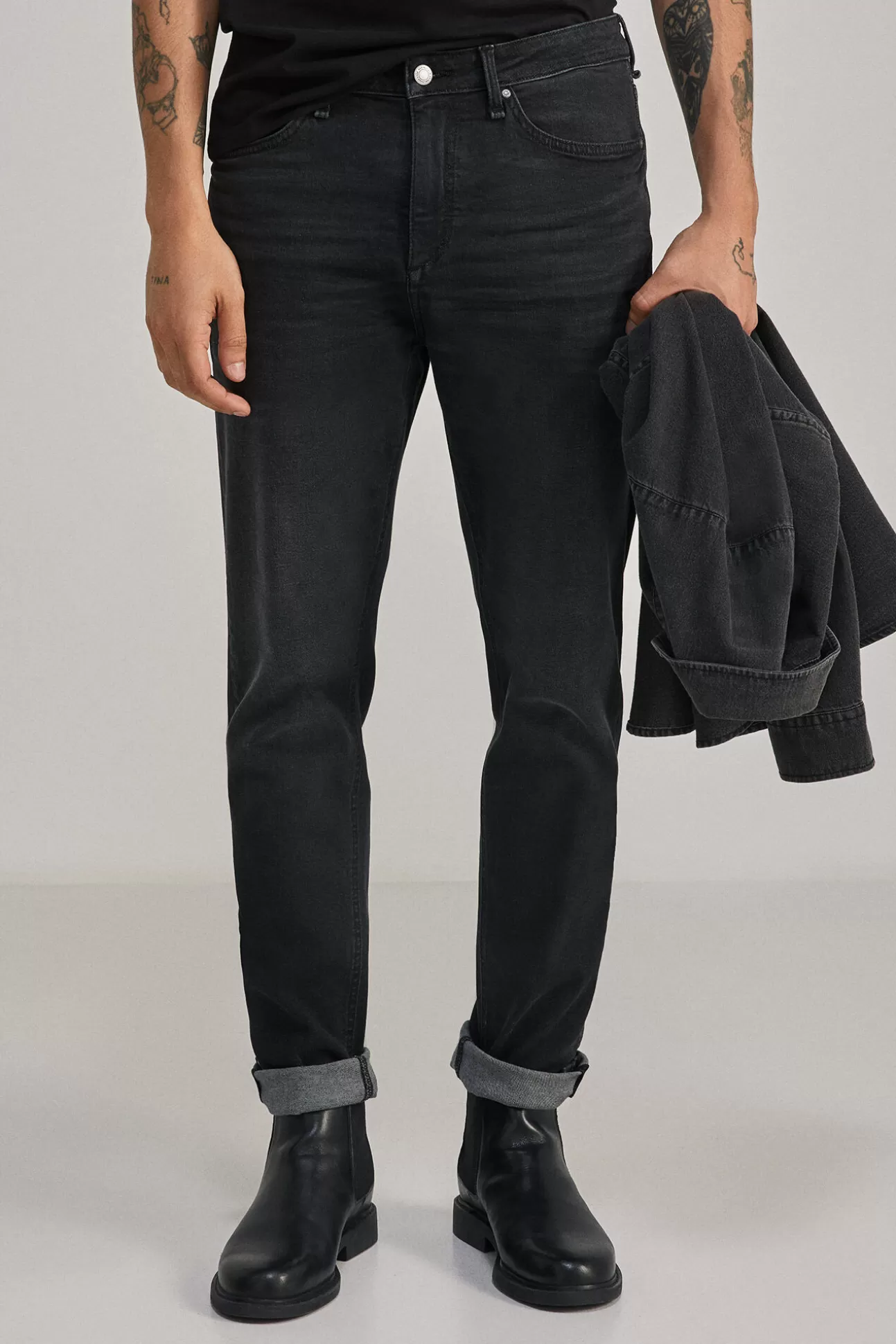 Outlet Jeans Slim Ligero Negro Lavado Hombre Jeans