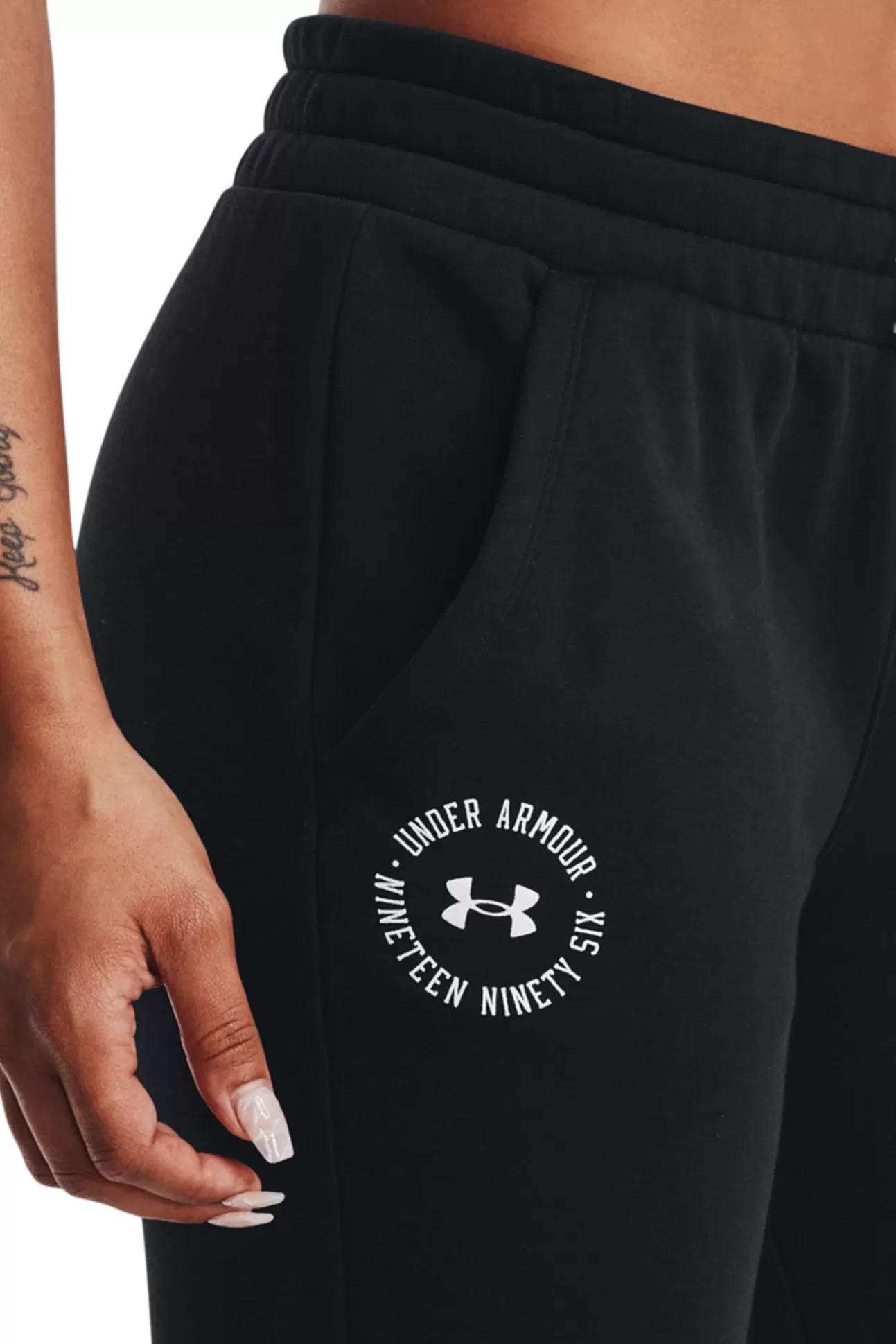 Shop Joggers Rival Fleece Crest Mujer Leggings Y Pantalones